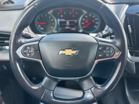 Used 2018 Chevrolet Traverse LT FWD image 17