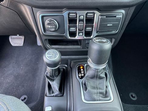 New 2025 Jeep Wrangler Sport S image 19