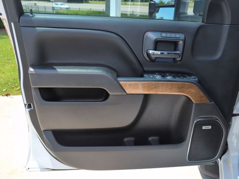 Used 2018 Chevrolet Silverado 3500 LTZ w/ Duramax Plus Package AWD/4WD image 14