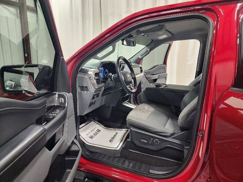 Used 2021 Ford F150 XLT w/ Equipment Group 302A High image 12