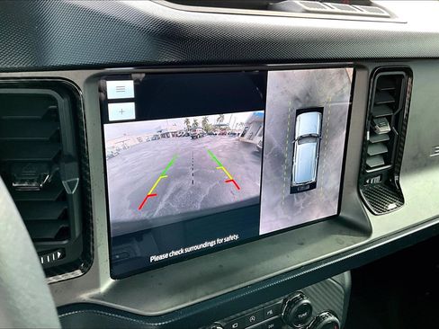 Used 2021 Ford Bronco Outer Banks image 23