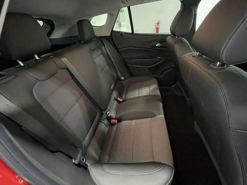 Used 2024 Chevrolet Trax LT FWD image 22