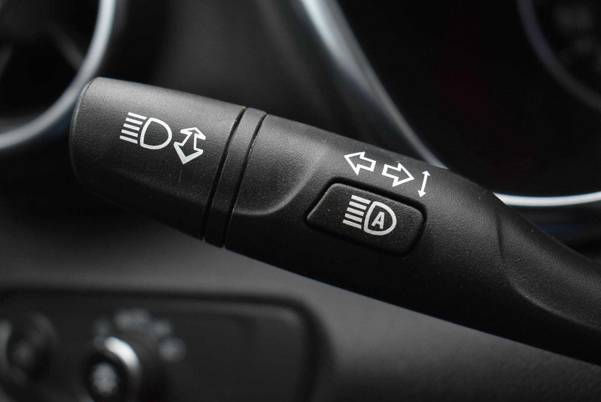 Used 2025 Chevrolet Blazer LT AWD/4WD image 22