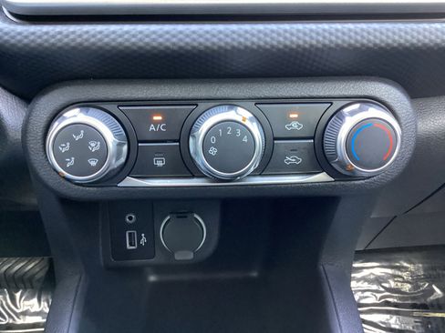 Used 2024 Nissan Kicks S FWD image 20