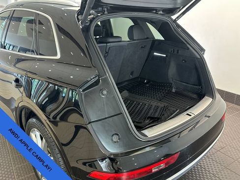 Used 2022 Audi SQ5 Premium Plus w/ Premium Plus Package AWD/4WD image 4