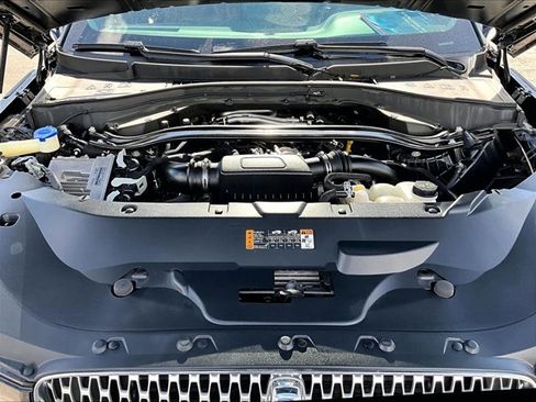 Used 2022 Lincoln Aviator Reserve w/ Elements Package Plus image 11