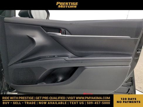 Used 2020 Toyota Camry LE image 37
