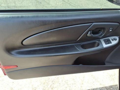 Used 2006 Chevrolet Monte Carlo LT FWD image 10