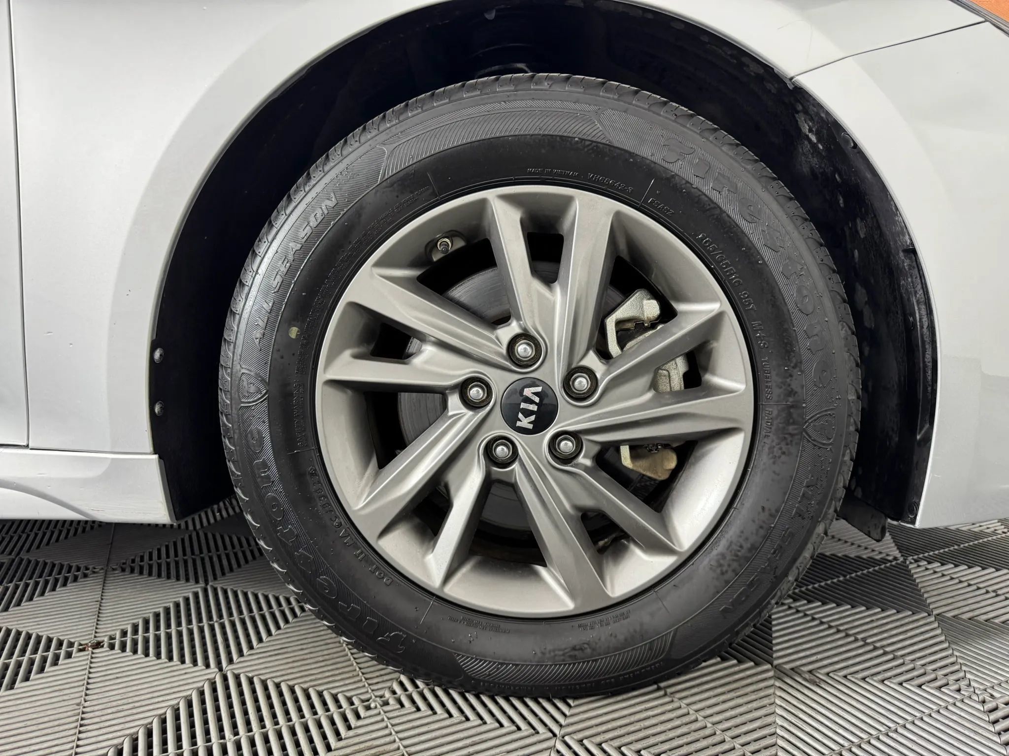 Used 2019 Kia Optima LX FWD image 42