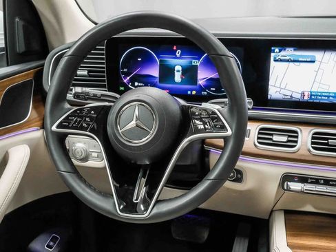 Certified 2025 Mercedes-Benz GLE 350 4MATIC image 17
