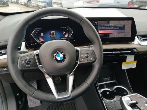 New 2026 BMW X1 xDrive28i AWD/4WD image 18
