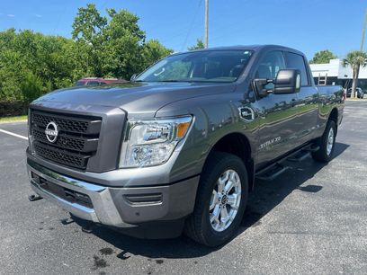 Used 2024 Nissan Titan SV w/ SV Convenience Package