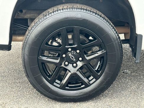 Used 2023 Chevrolet Silverado 1500 RST w/ Rally Edition image 9