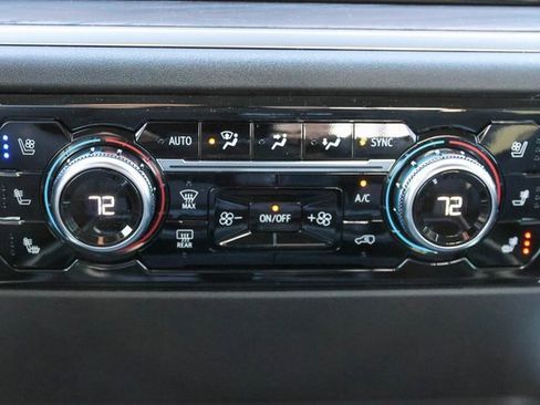 New 2026 GMC Sierra 3500 SLT image 20