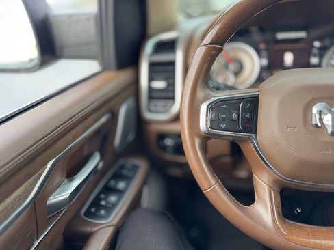 Used 2021 RAM 1500 Limited image 7