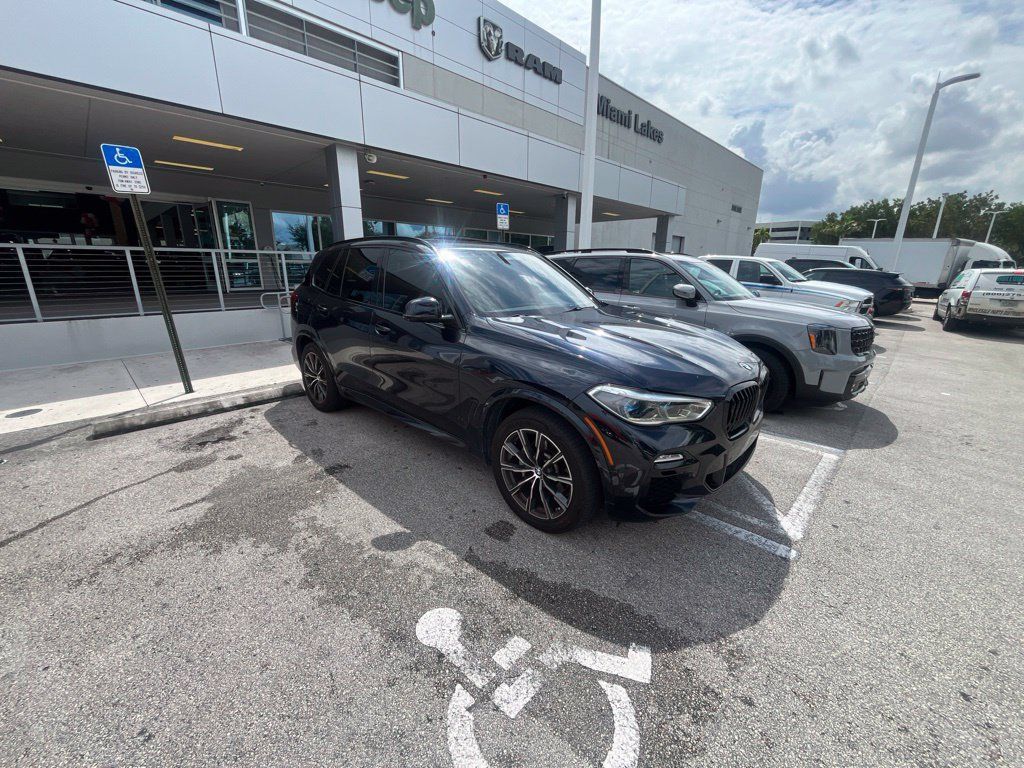 Used 2019 BMW X5 xDrive40i w/ M Sport Package AWD/4WD image 12