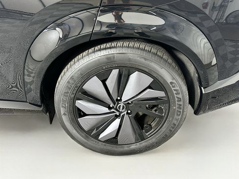 Used 2023 Nissan Ariya FWD image 11