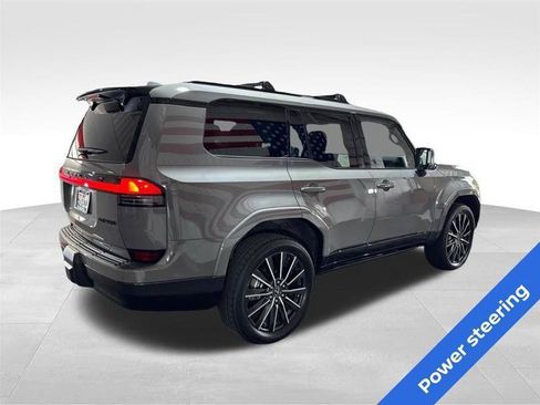 Used 2024 Lexus GX 550 w/ Cold Area Package AWD/4WD image 5