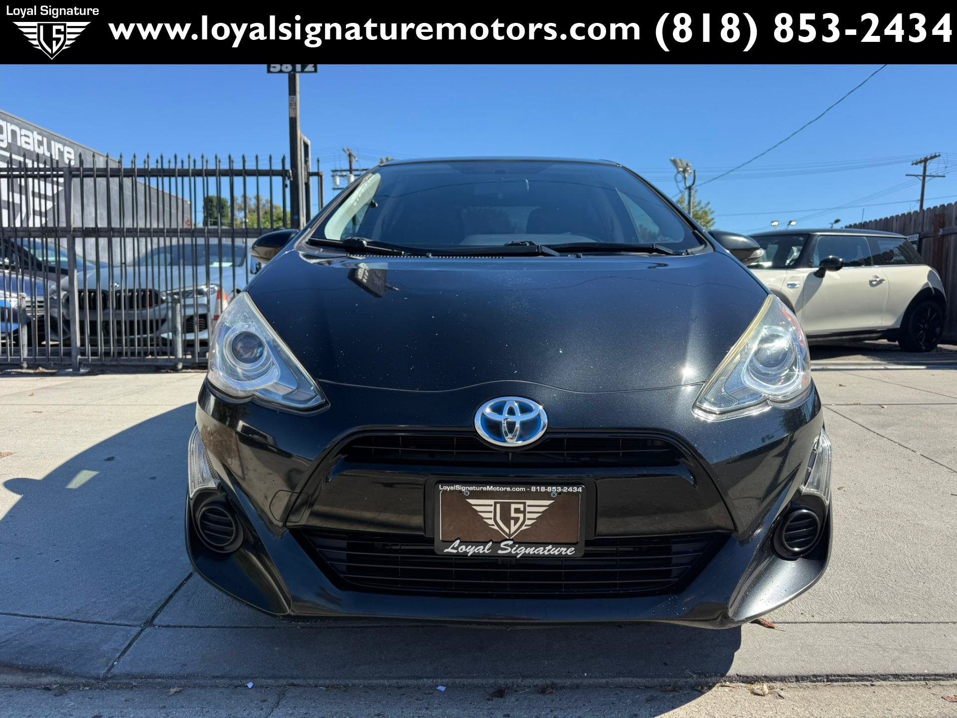 Used 2015 Toyota Prius C Two FWD image 2