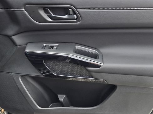 New 2026 Nissan Pathfinder SV w/ Cargo Package FWD image 8