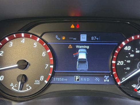 Used 2024 Nissan Frontier PRO-4X w/ Technology Package AWD/4WD image 34