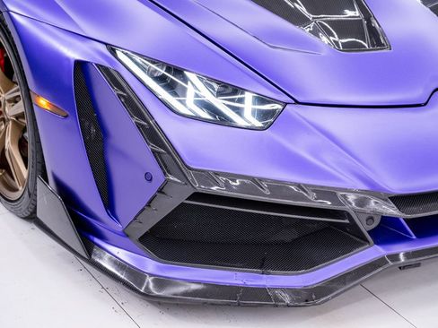 Used 2021 Lamborghini Huracan EVO RWD image 8
