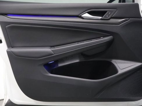 Used 2022 Volkswagen GTI Autobahn image 12