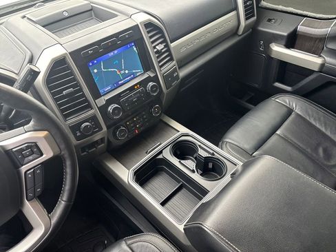 Used 2020 Ford F250 Lariat w/ Lariat Ultimate Package image 20