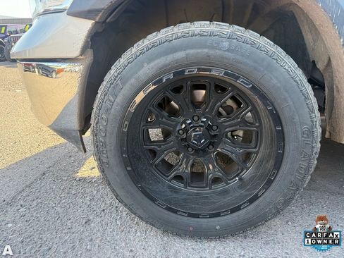 Used 2017 RAM 1500 Laramie w/ Convenience Group image 6