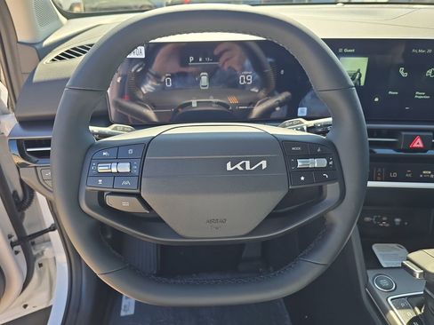 New 2026 Kia Sportage EX image 29