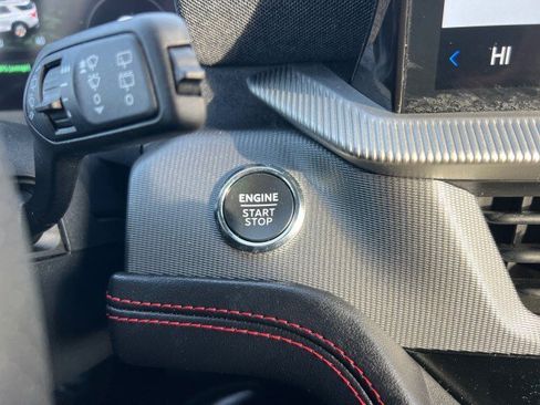 Certified 2025 Ford Explorer ST-Line w/ ST-Line Street Pack image 16