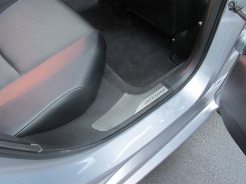 Used 2018 Honda Accord Sport image 51