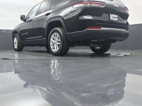 New 2025 Jeep Grand Cherokee L Laredo w/ Luxury Tech Group I image 42