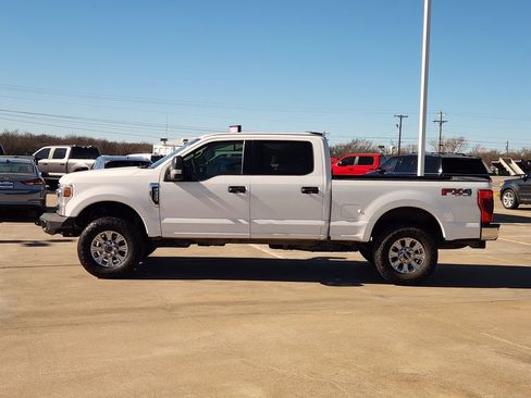 Used 2020 Ford F350 XLT w/ FX4 Off-Road Package image 4