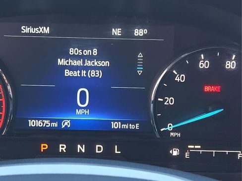 Used 2021 Ford Explorer XLT image 30