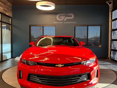 Used 2017 Chevrolet Camaro LT RWD image 8
