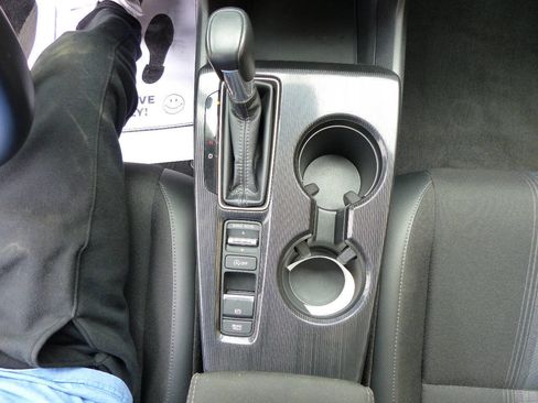 Used 2024 Honda Civic Sport image 31
