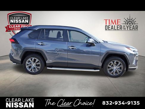 Used 2023 Toyota RAV4 Limited AWD/4WD image 8