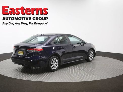 Used 2021 Toyota Corolla LE FWD image 40
