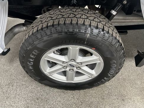 Used 2022 Ford F150 XLT w/ Equipment Group 301A Mid image 19