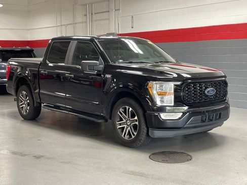 Used 2022 Ford F150 XL w/ STX Appearance Package RWD image 2