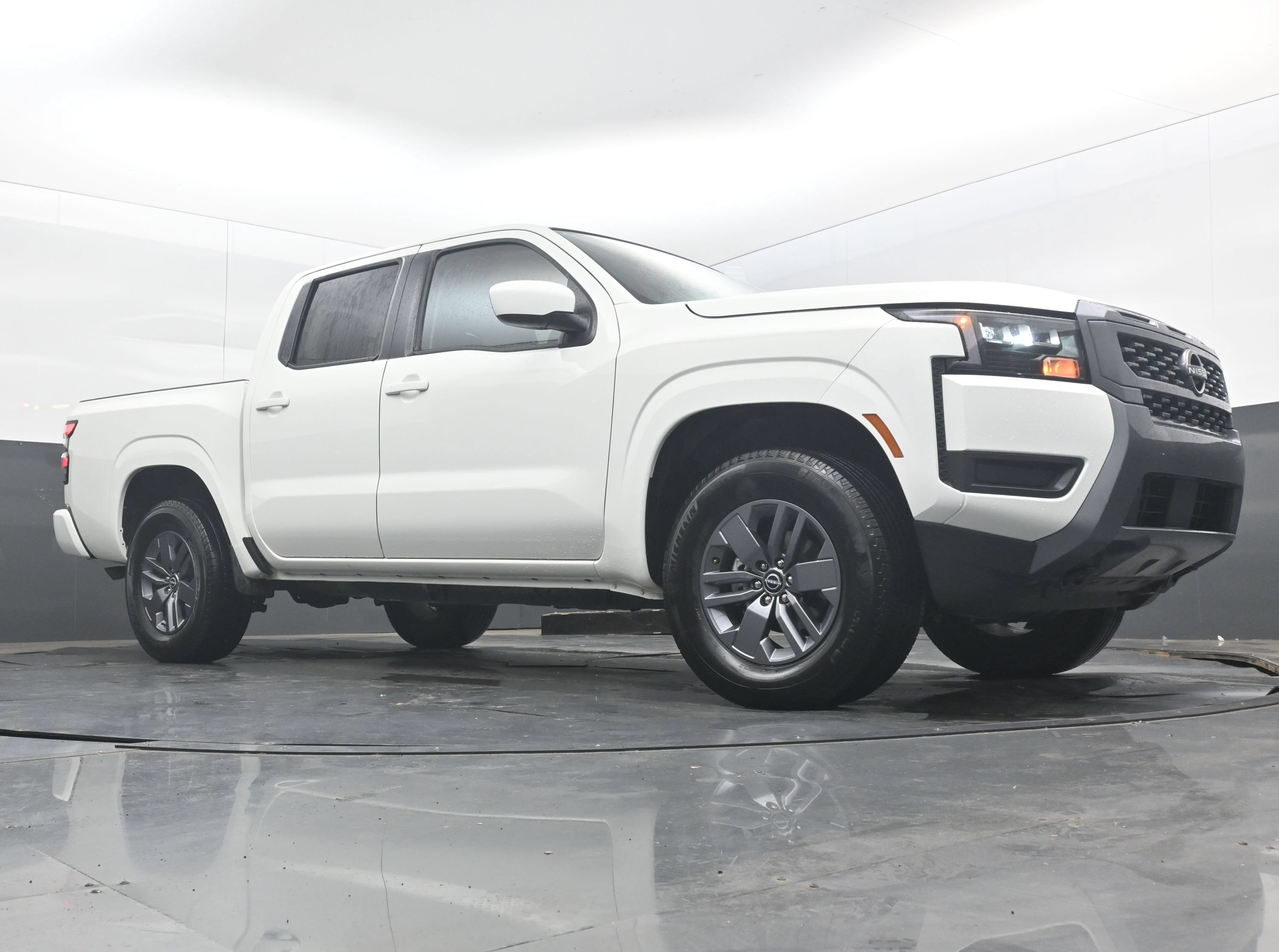 Used 2026 Nissan Frontier SV AWD/4WD image 19