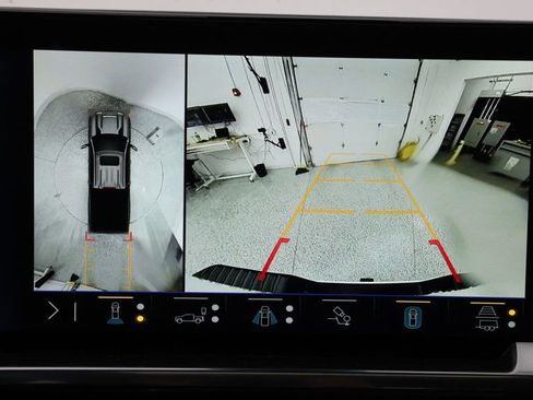 Used 2024 Chevrolet Silverado 3500 LTZ w/ LTZ Plus Package image 15