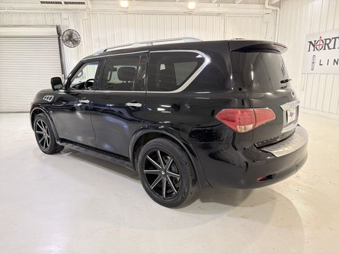 Used 2017 INFINITI QX80 2WD w/ Driver Assistance Package image 3