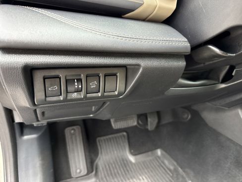 Used 2020 Subaru Outback Limited AWD/4WD image 18