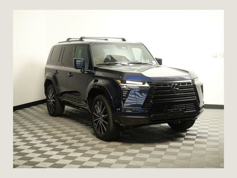 Used 2026 Lexus GX 550 w/ Accessory Package (2T) AWD/4WD image 1