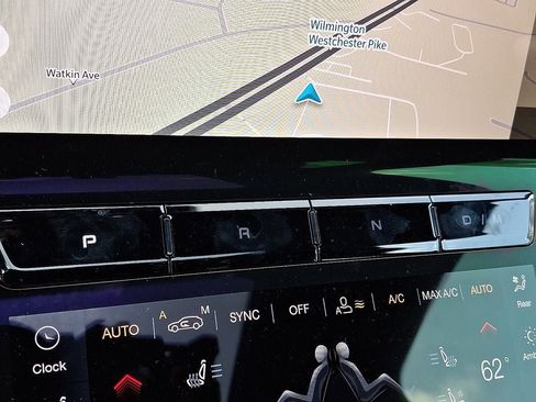 New 2025 Maserati Grecale Modena image 31