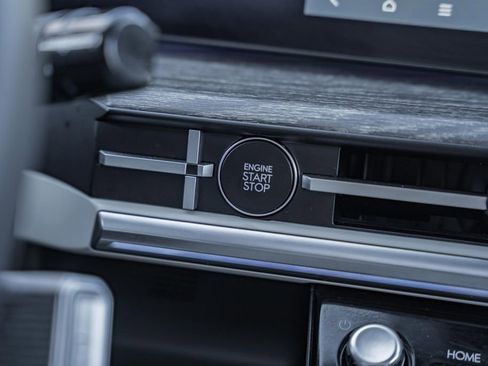 Used 2024 Hyundai Santa Fe Calligraphy image 25