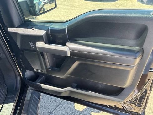 Used 2018 Ford F150 XLT w/ Equipment Group 302A Luxury AWD/4WD image 35