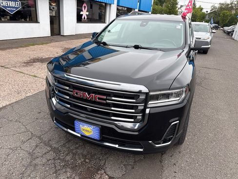 Used 2023 GMC Acadia AT4 w/ Technology Package AWD/4WD image 3